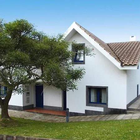 Village Nossa Senhora Da Estrela, Lagoa, Sao Miguel, Azores *